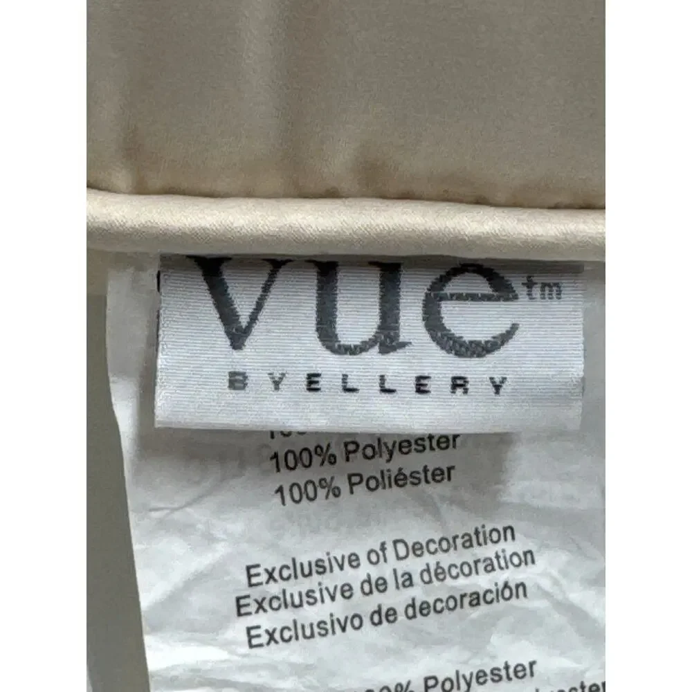 Vue by Ellery vue by